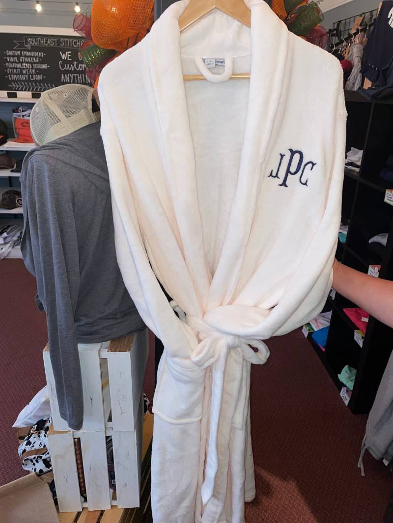Monogrammierte Plüsch Microfleece Robe - Bequem Und Bezaubernd Tolles Geschenk Monogrammierte Plüsch Microfleece Robe - Bequem Und Bezaubernd Tolles Geschenk von SoutheastStitchery