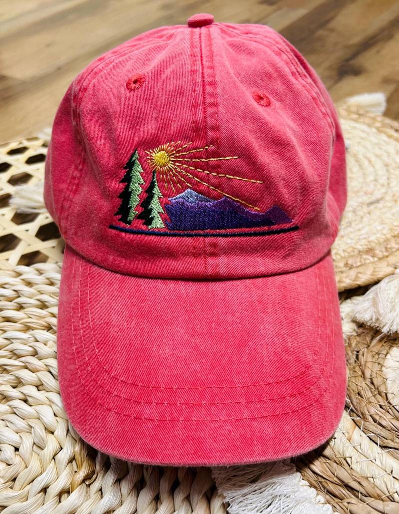 Ballmütze Damen-Mädchen Ballerina Hut Ausfransen Aufnäher Vintage Wash Chevron Monogramm Jugend Türkis Lila Gelb Rot Royal Blau Lsu Tigers Tech von SouthernGraceEmb