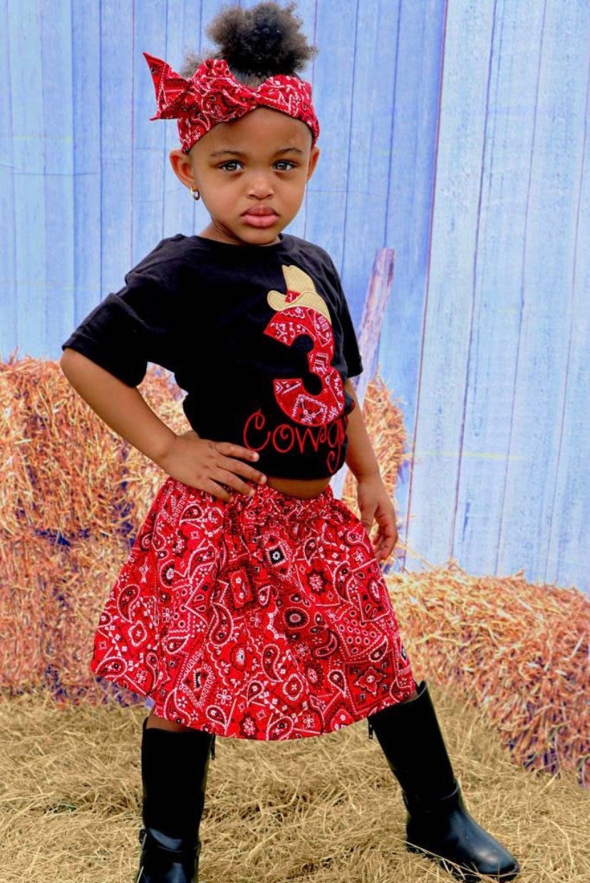 Geburtstag Shirt Cowboy Cowgirl Up Kurzarm T-Shirt Hut Mädchen Jungen Stickerei Mit Monogramm Personalisierte Western Bandana Pferd Sheriff von SouthernGraceEmb