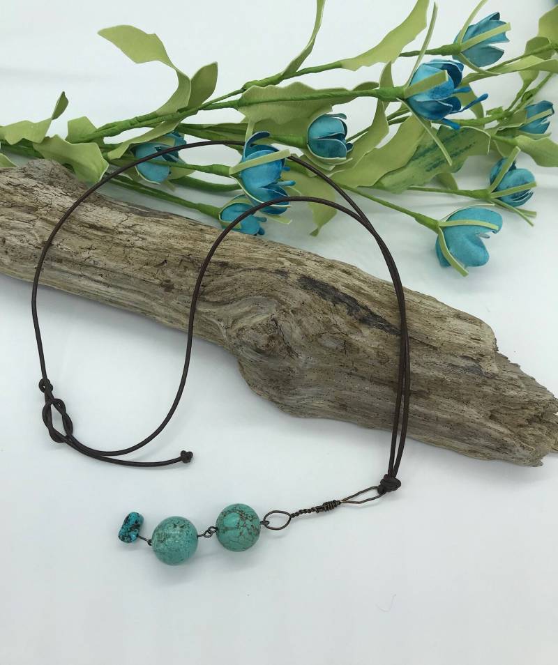 Doppelte Türkis Wire-Wrap & Kaution Lederkette | N58 von SouthernOceanDesigns