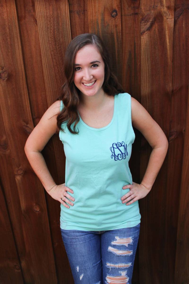 Monogrammed Komfort Farbe Tank Top - Junggesellinnenabschied Brautjungfer Geschenkidee Farben Bevor Sie Bereit Monogrammed Komfort Farbe Tank Top - Junggesellinnenabschied Brautjungfer Geschenkidee Farben Bevor Sie Bereit von SouthernTouchMono