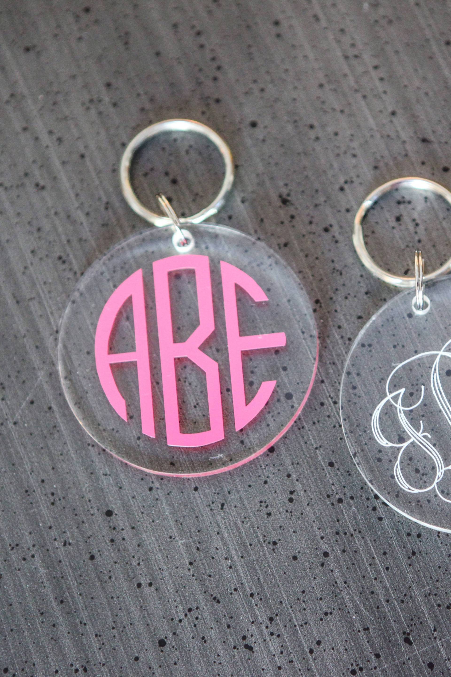 Monogrammierter Acryl-Schlüsselbund Personalisierter Schlüsselring Monogrammierter Acryl-Schlüsselbund Personalisierter Schlüsselring von SouthernTouchMono