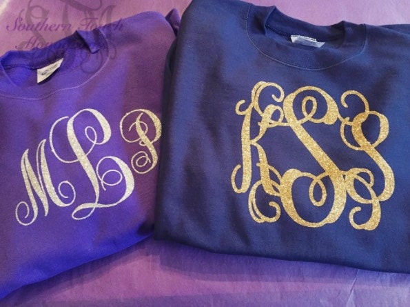 Monogrammiertes Jugend Rundhals-Sweatshirt Heat Transfer Vinyl Geschenk Monogrammiertes Jugend Rundhals-Sweatshirt Heat Transfer Vinyl Geschenk von SouthernTouchMono