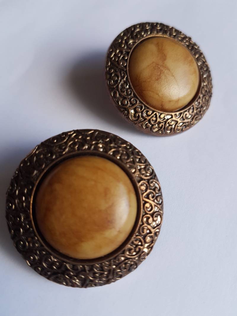Earrings Vintage-Atemberaubende Holz-statement Glamouröser Clip Auf Dem Rücken Kostümschmuck Aus Verstorbenen Anwesen von Southernhouse