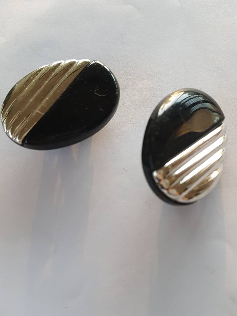 Ohrringe Vintage Atemberaubende Metallton Abstrakte Scheibe Statement Glamour Schönen Clip Auf Rücken Modeschmuck von Southernhouse