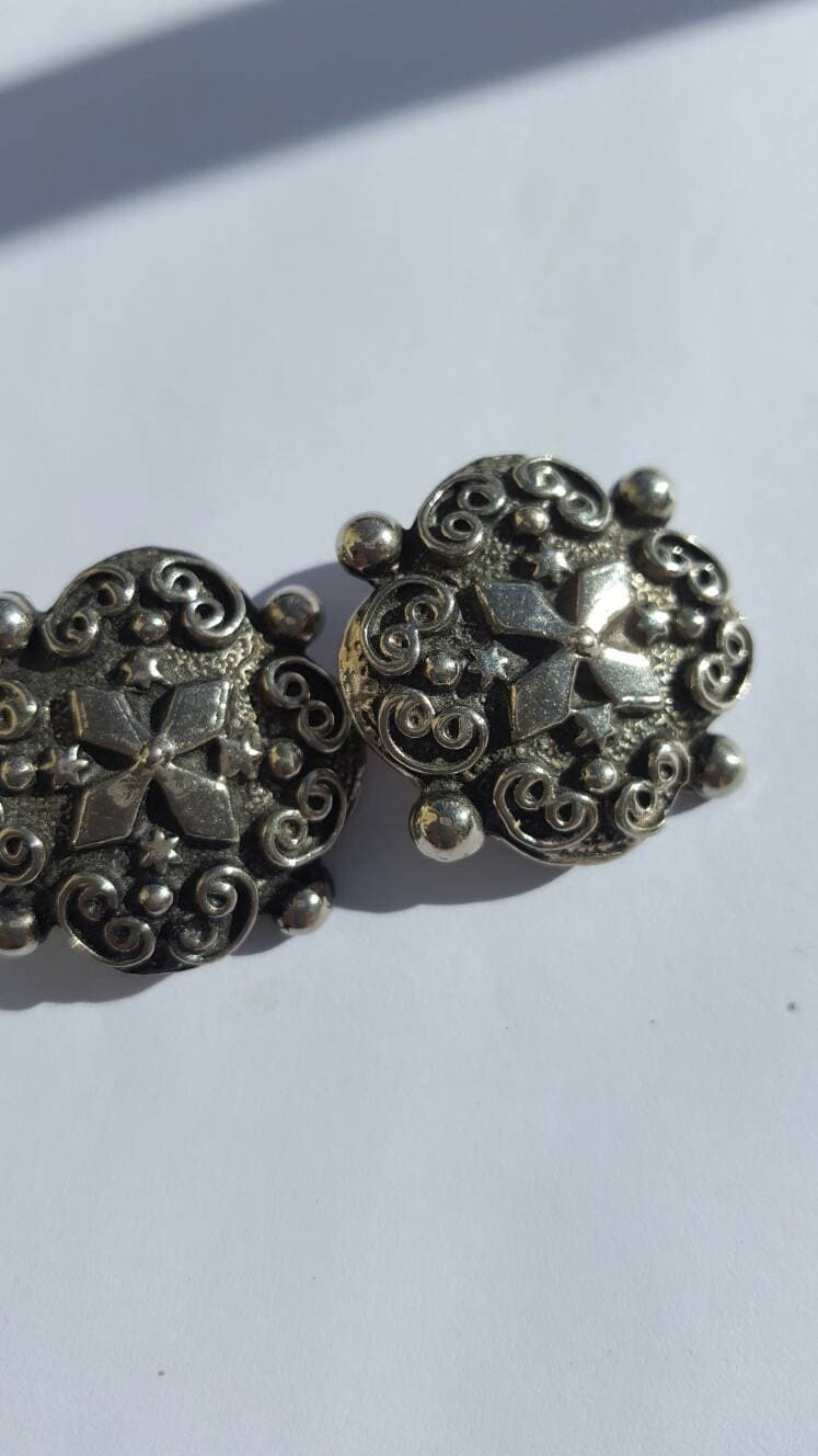 Ohrringe Vintage Silvertone Anweisung Glamour Schöne Clip Auf Rücken Modeschmuck Aus Verstorbenen Nachlass von Southernhouse