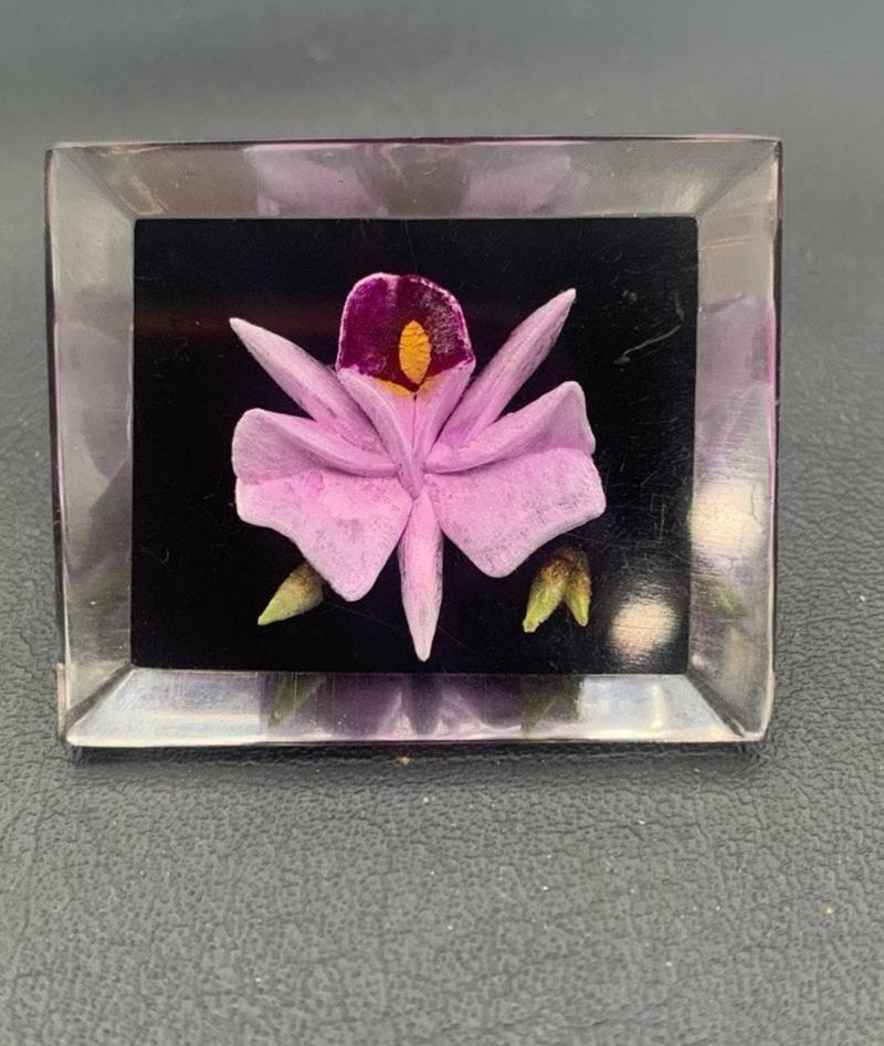 Vintage1950S Reverse Carved Lucite Orchidee Brosche Pin Lila Blume Schön von Southernreseller