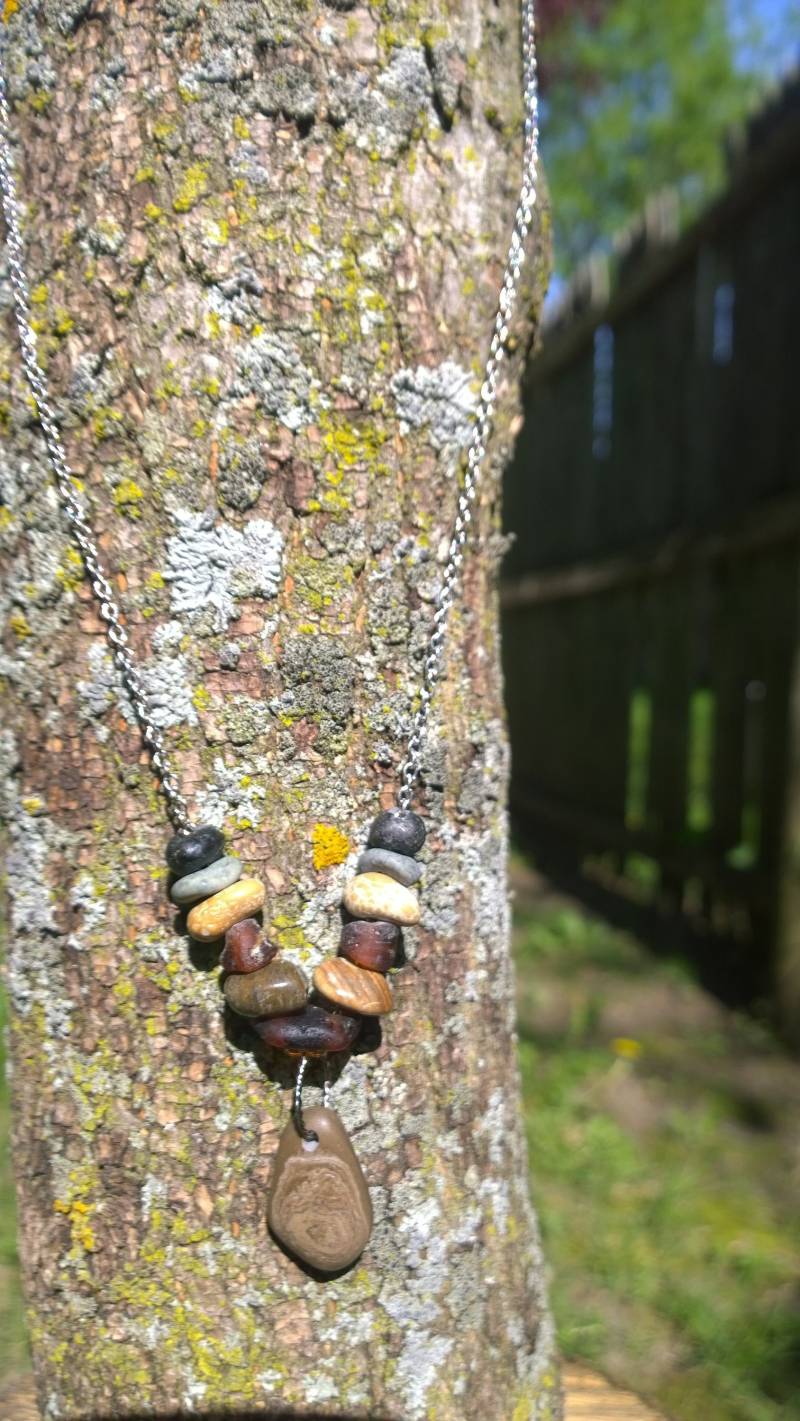 Erde-Ton-Lake Michigan-Stein Und Braun Strand Glas Halskette von Southportstones