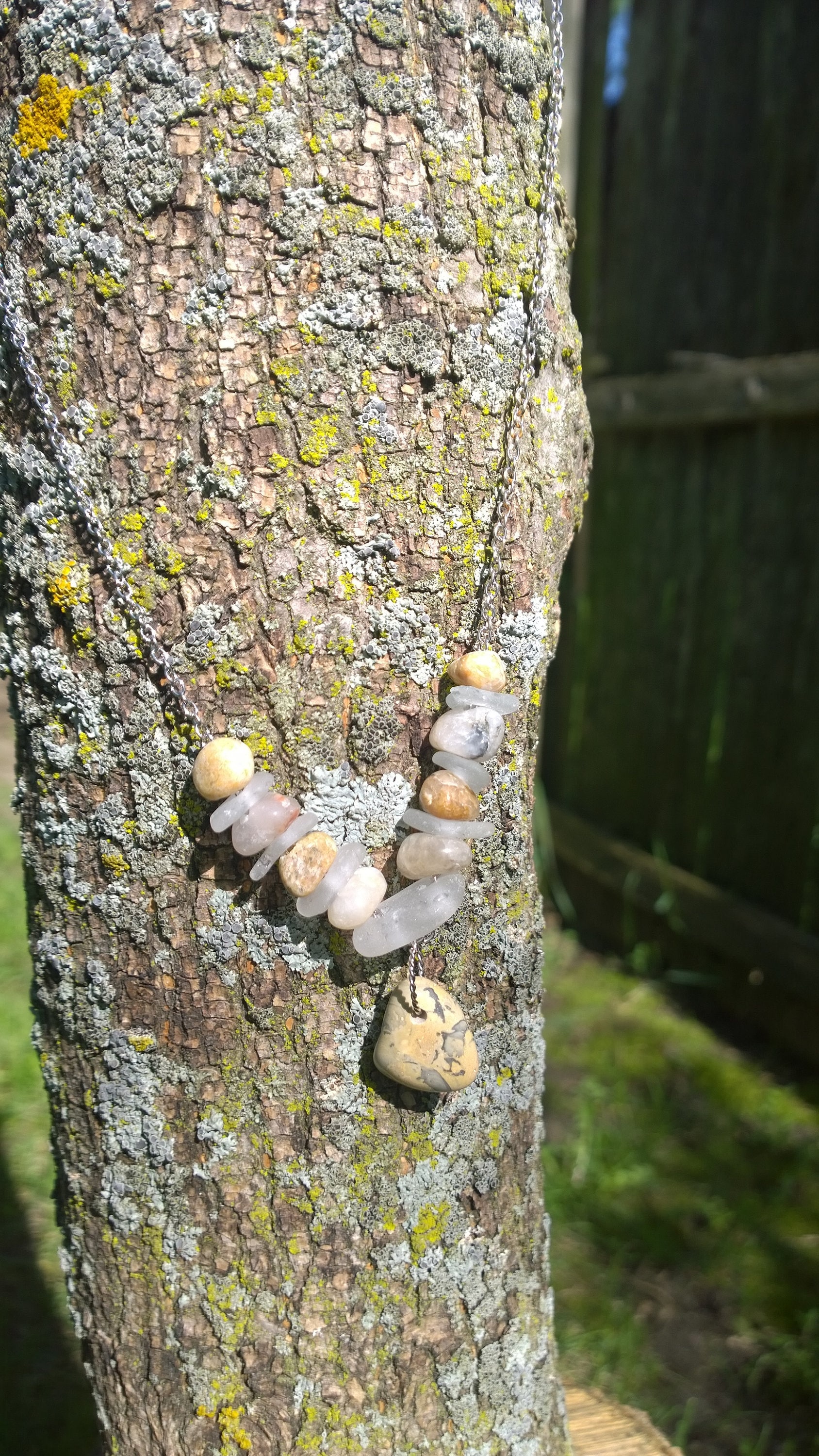 Helle, Lake Michigan Stein Und Strand Glas Halskette Helle, Lake Michigan Stein Und Strand Glas Halskette von Southportstones