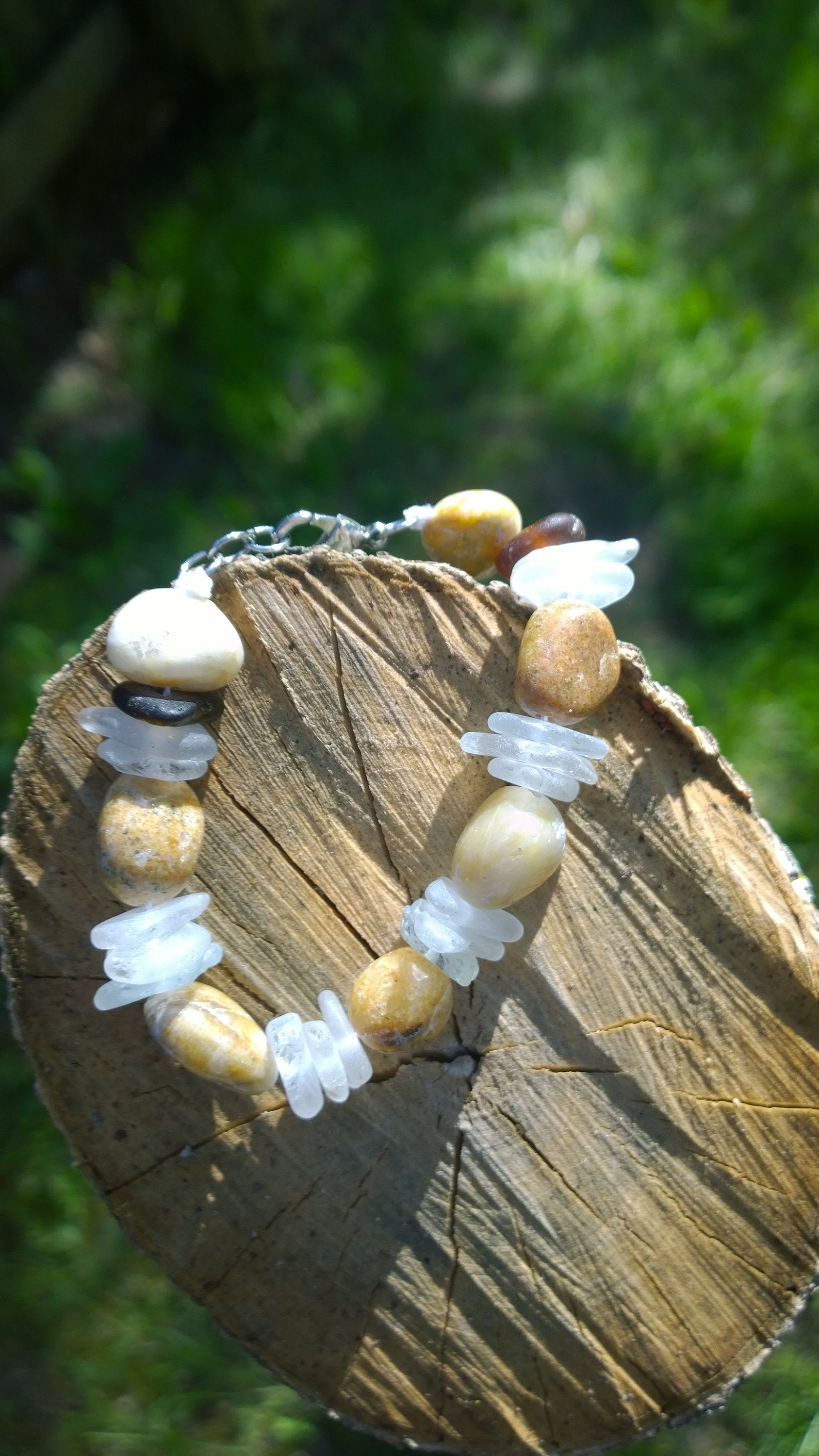 Tan/Karamell Lake Michigan Stein Und Strand Glasarmband Tan/Karamell Lake Michigan Stein Und Strand Glasarmband von Southportstones