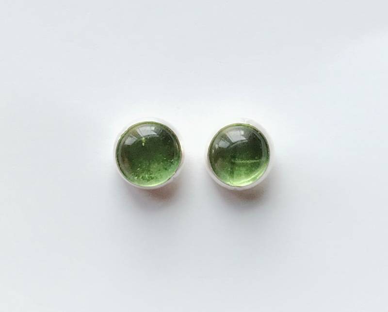 5mm, 6mm Peridot Ohrstecker - Sterling Silber Post Ohrringe 5mm, 6mm Peridot Ohrstecker - Sterling Silber Post Ohrringe von SouthwestTQ