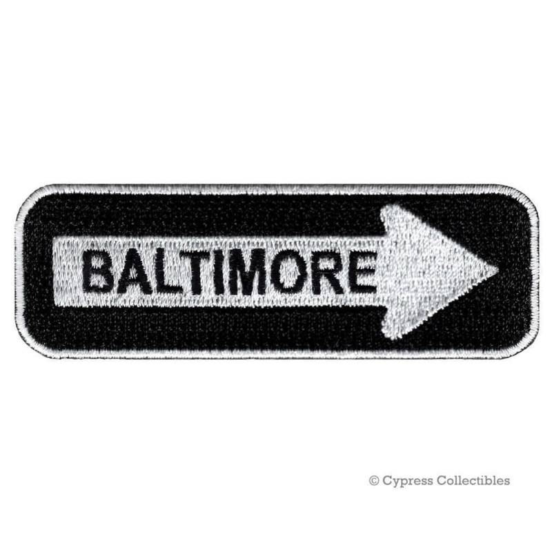Baltimore Straßenschild Aufnäher Gesticktes One Way Roadway Emblem von SouvenirPatch