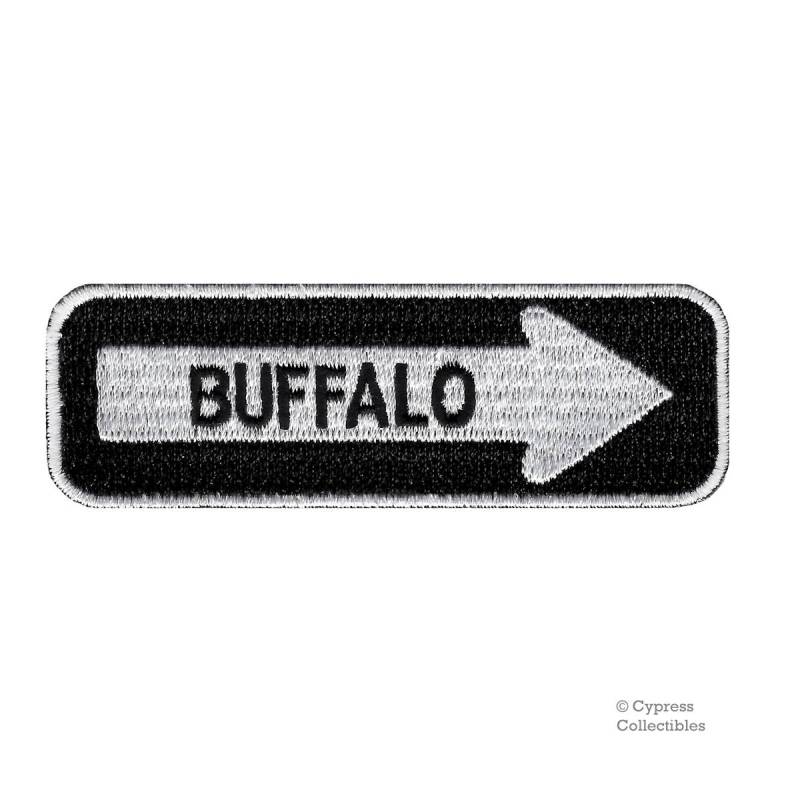 Buffalo Straßenschild Aufnäher Gesticktes One Way Roadway Emblem von SouvenirPatch