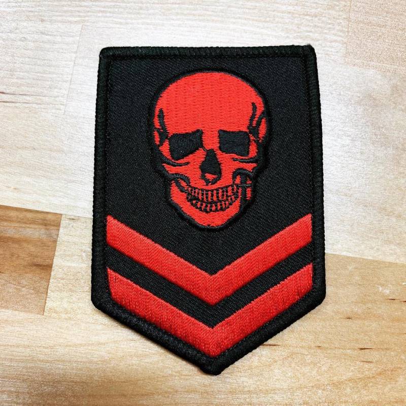 Roter Skull Militär Patch Chevron Aufnäher Gestickt Applikation Skelett Tod Biker Emblem Schwarz von SouvenirPatch