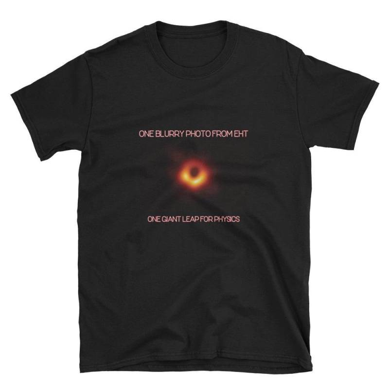 Das Schwarze Loch T-Shirt - Physik - Nasa - Wissenschaft-T-Shirt Das Schwarze Loch T-Shirt - Physik - Nasa - Wissenschaft-T-Shirt von SpaceAdventure1