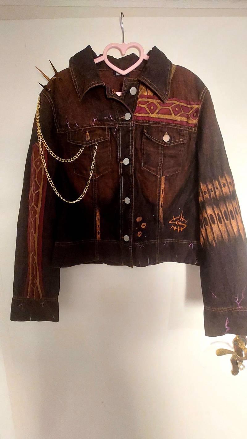 Handbemalte Jeansjacke | Mit Uv-Licht Aktivierten Details Eu Damen Gr. L von SpaceBvnniCreations