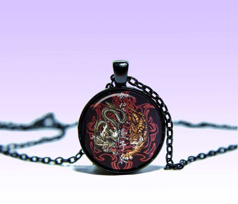 Drachen Tiger Amulett Astrologie Joss Periart Anhänger Drachen Tiger Amulett Astrologie Joss Periart Anhänger von SpacePendant
