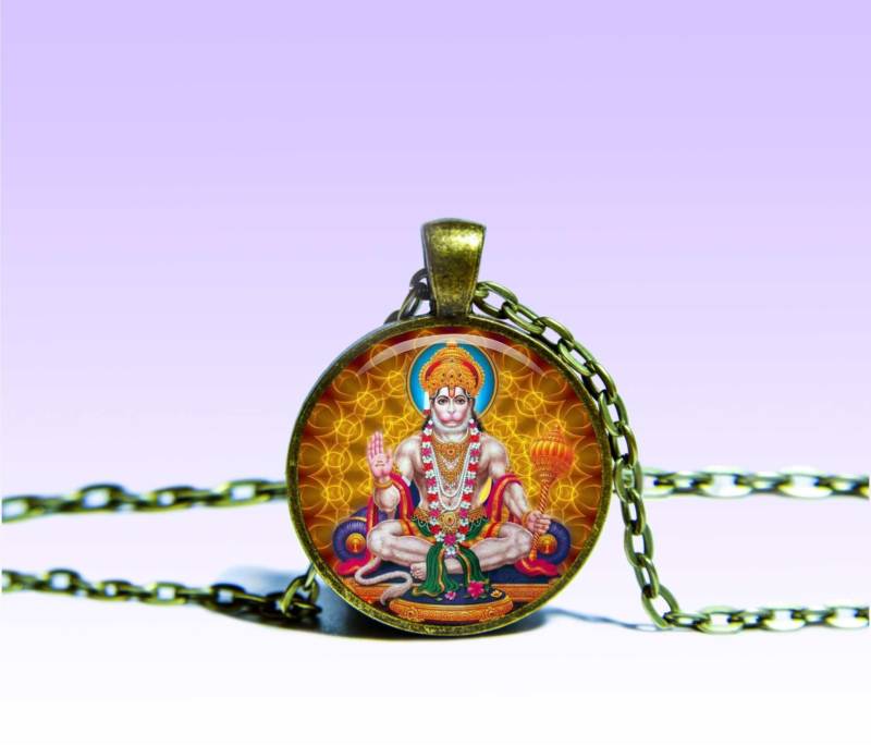 Hanuman Necklace Anhänger Hindu-Gottheiten Amulett Lotus Om Yoga Mantra Hanuman Necklace Anhänger Hindu-Gottheiten Amulett Lotus Om Yoga Mantra von SpacePendant