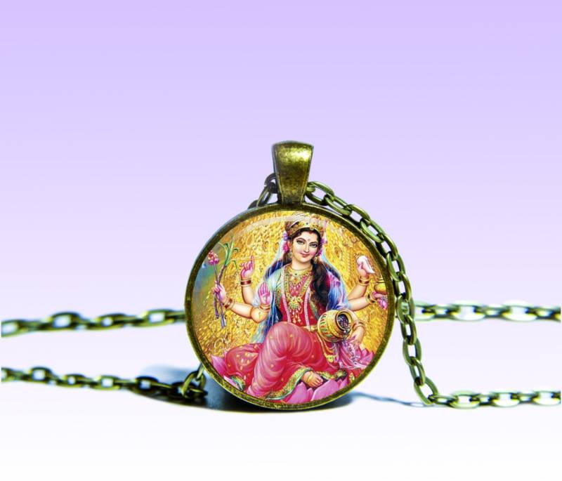 Lakshmi Halskette Amulett Der Göttin Des Wohlstandes von SpacePendant