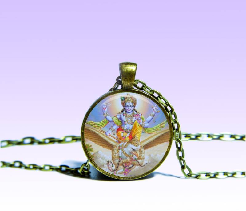 Vishnu Auf Garuda Anhänger Gott Der Erhaltung Amulett, 61 cm Kette Lotus von SpacePendant