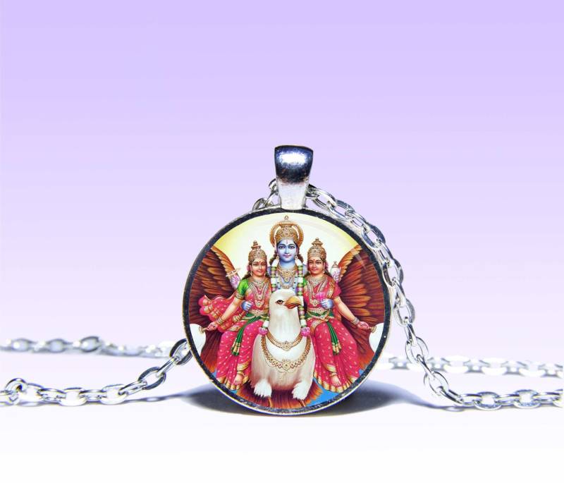 Vishnu Und Lakshmi Auf Garuda Anhänger Hindu Göttin Amulett von SpacePendant