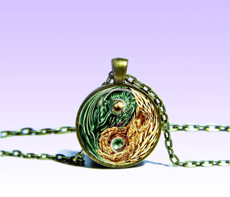 Yin Yang Drache Phoenix Anhänger Halskette Astrologie Schmuck Charm Yin Yang Drache Phoenix Anhänger Halskette Astrologie Schmuck Charm von SpacePendant