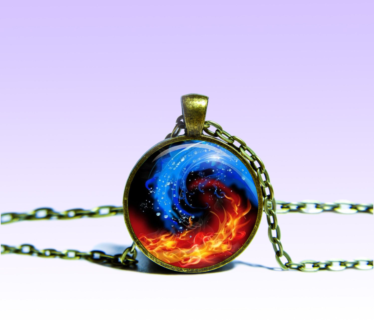 Yin Yang Feuer Und Eis Anhänger Halskette Astrologie Sternzeichen Charm Yin Yang Feuer Und Eis Anhänger Halskette Astrologie Sternzeichen Charm von SpacePendant