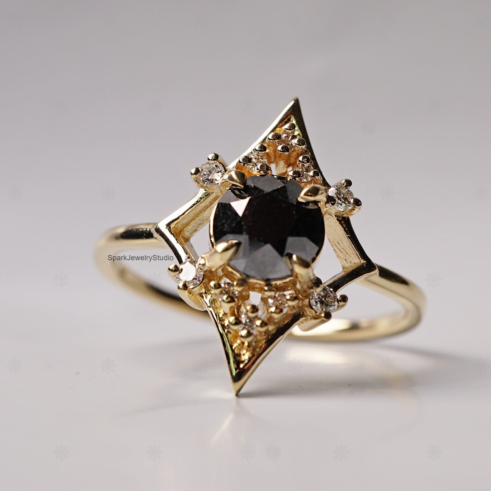 Vintage Runder Schwarzer Onyx Gold Artdeco Verlobungsring, 10K 1Ct Rund Natürlicher Edelstein Ehering Geschenk Für Sie von SparkJewelryStudio