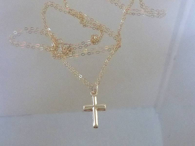 14K Gold Kreuz Halskette Winzig Schlichter Goldgefüllter Zierlicher Schmuck Kleines Geschenk Minimalistisch 14K Gold Kreuz Halskette Winzig Schlichter Goldgefüllter Zierlicher Schmuck Kleines Geschenk Minimalistisch von Sparkklingjewels