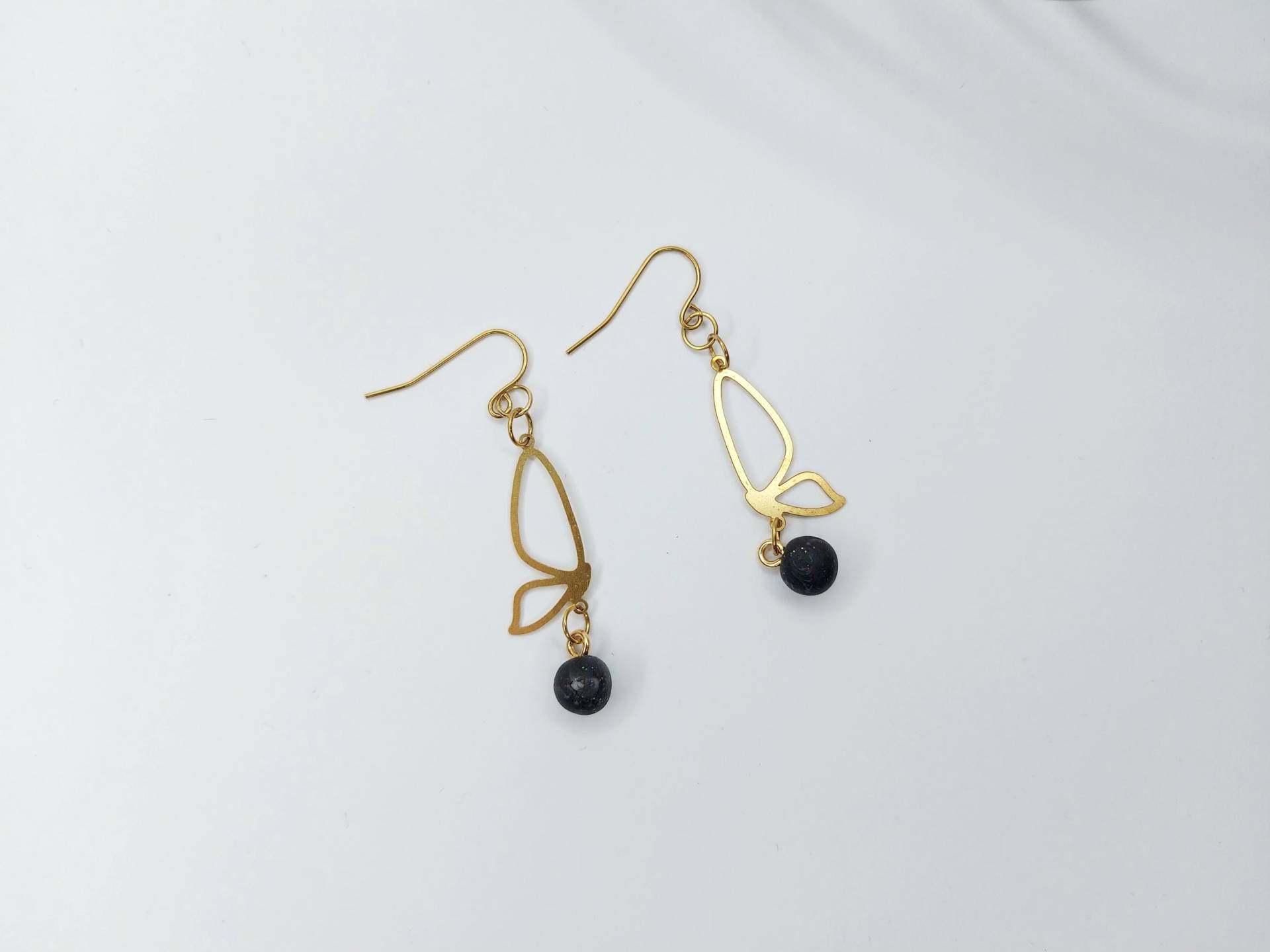 Handgemachte Ohrringe Tochter Geschenk Für Frauen Messing Baumeln Gold Individuelle Cottagecore Schmetterling Hängend Handgemachte Ohrringe Tochter Geschenk Für Frauen Messing Baumeln Gold Individuelle Cottagecore Schmetterling Hängend von SparkleAndShineByD
