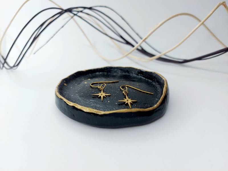 Ring Schale Ästhetisch Verlobung Schmuckschale Brautjungfer Geschenk Für Frauen Handgemachtes Schmuckhalter Schwarz Muttertag von SparkleAndShineByD