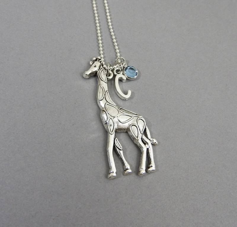 Giraffe Halskette - Personalisierter Anfangsname, Individueller Swarovski Kristall Geburtsstein von SparkleMod
