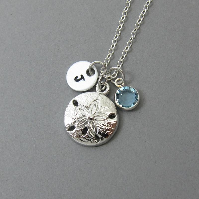 Sand Dollar Halskette - Ocean Beach Halskette, Personalisierter Anfangsname, Individueller Swarovski Kristallkanal Geburtsstein von SparkleMod