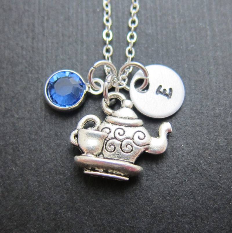 Teekanne Halskette - Handgestempelte Initiale, Persinalisierter Name, Personalisierter Swarovski Kristall Geburtsstein von SparkleMod
