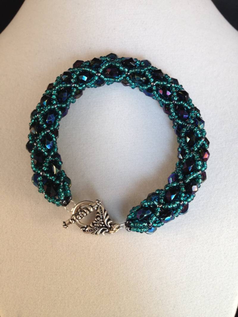 Petrol/Dunkel Blau Käfig Kristall Samen Perle Armband von SparkleNFire