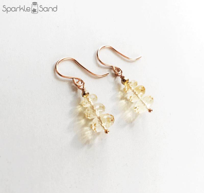 Gelbe Citrin Ohrringe | Geburtsstein Edelstein November Geburtstag 14K Roségold Fill Gelber Handgemachter Schmuck Funkelnd von SparkleSand