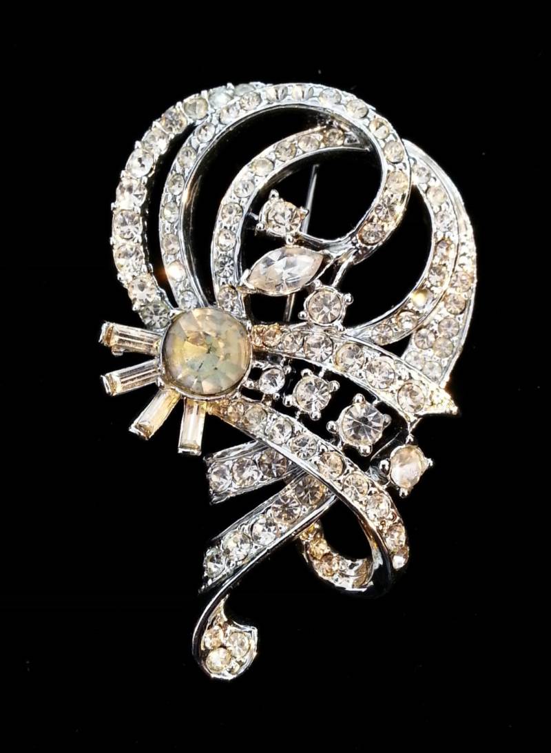 Reizenden Unsignierten Verzieren Strass Brosche Reizenden Unsignierten Verzieren Strass Brosche von SparkleShineVintage