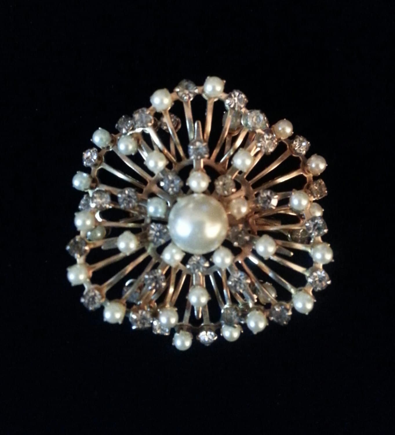 strass Und Perlen in Goldtone Metall strass Und Perlen in Goldtone Metall von SparkleShineVintage