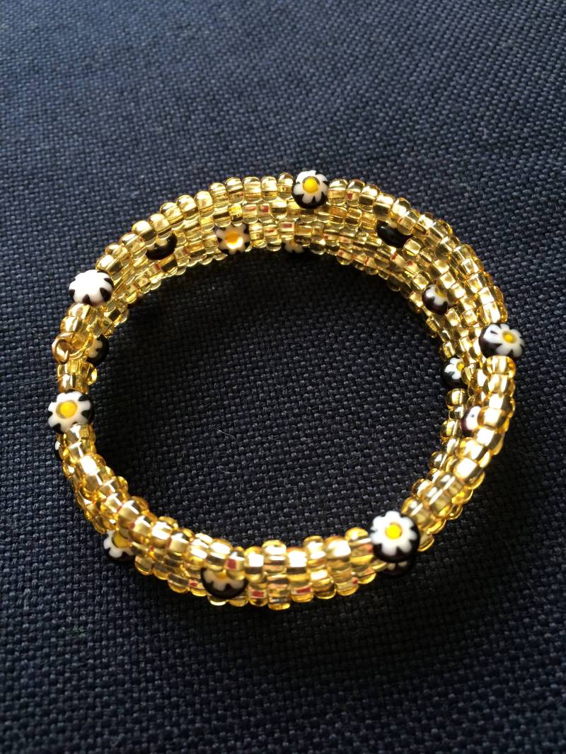 Gold Daisy Armband von SparklestarNorth