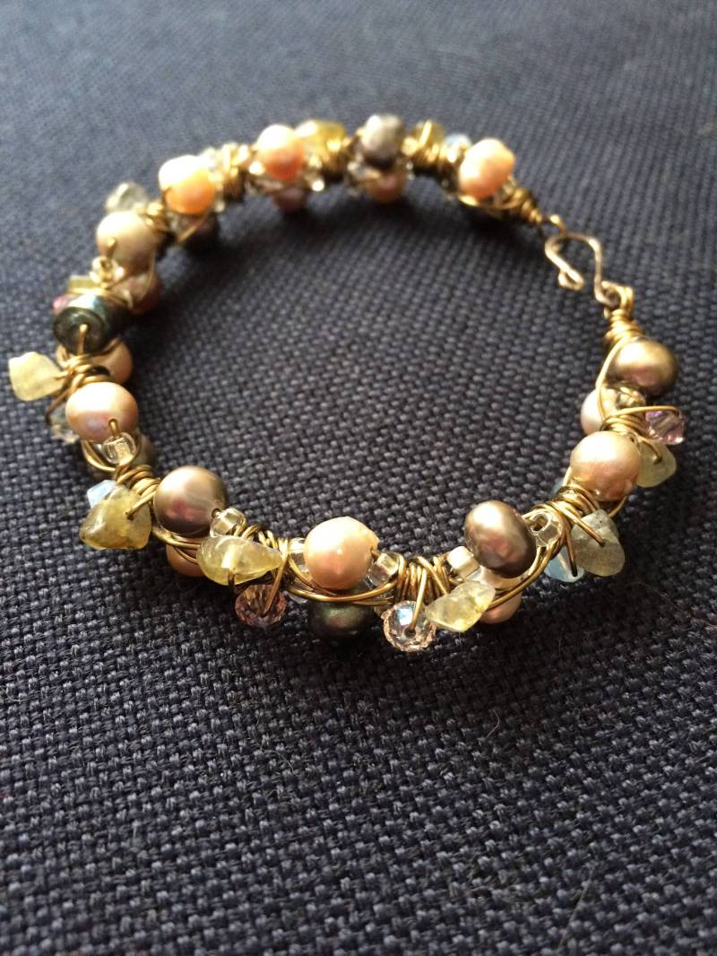 Verdrillten Draht Edelstein Armband von SparklestarNorth