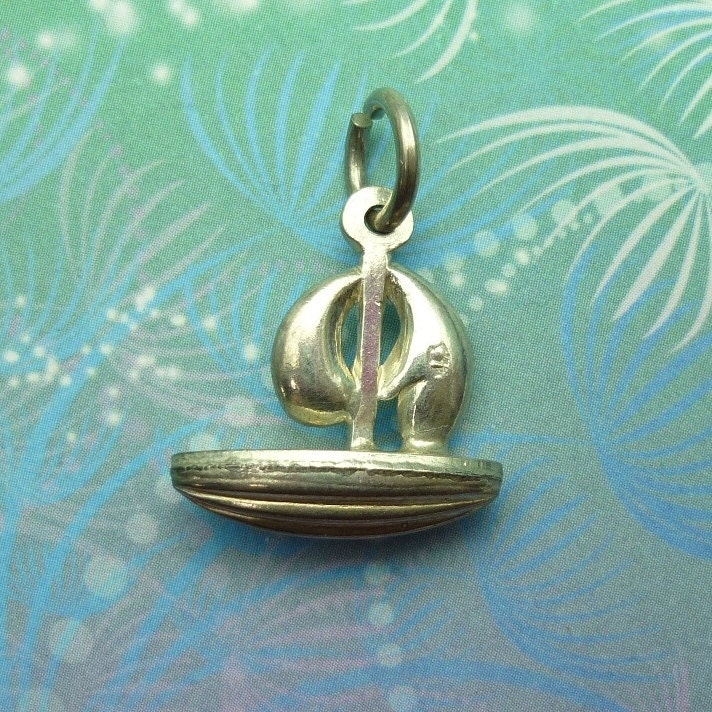 Boot Charm | 925 Vintage Sterling Silber Anhänger - Schiff Boot Charm | 925 Vintage Sterling Silber Anhänger - Schiff von SparklingDragonDesgn
