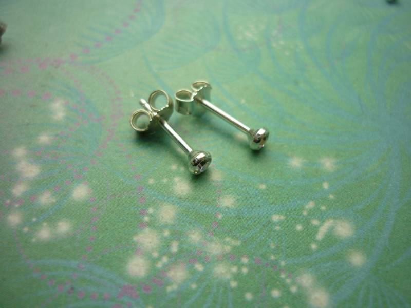 Vintage Sterling Silber Ohrringe 2, 5mm Zirkonia Ohrstecker von SparklingDragonDesgn