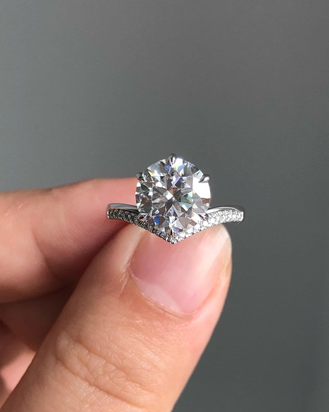 Zertifizierter 1, 67 Ct Weißer Runder Diamant Im Labor Gewachsener 14K Solid Gold Solitaire Curve Ring | Floating Engagement Versprechen Schmuck Zertifizierter 1, 67 Ct Weißer Runder Diamant Im Labor Gewachsener 14K Solid Gold Solitaire Curve Ring | Floating Engagement Versprechen Schmuck von SparklingEdgeJewelry