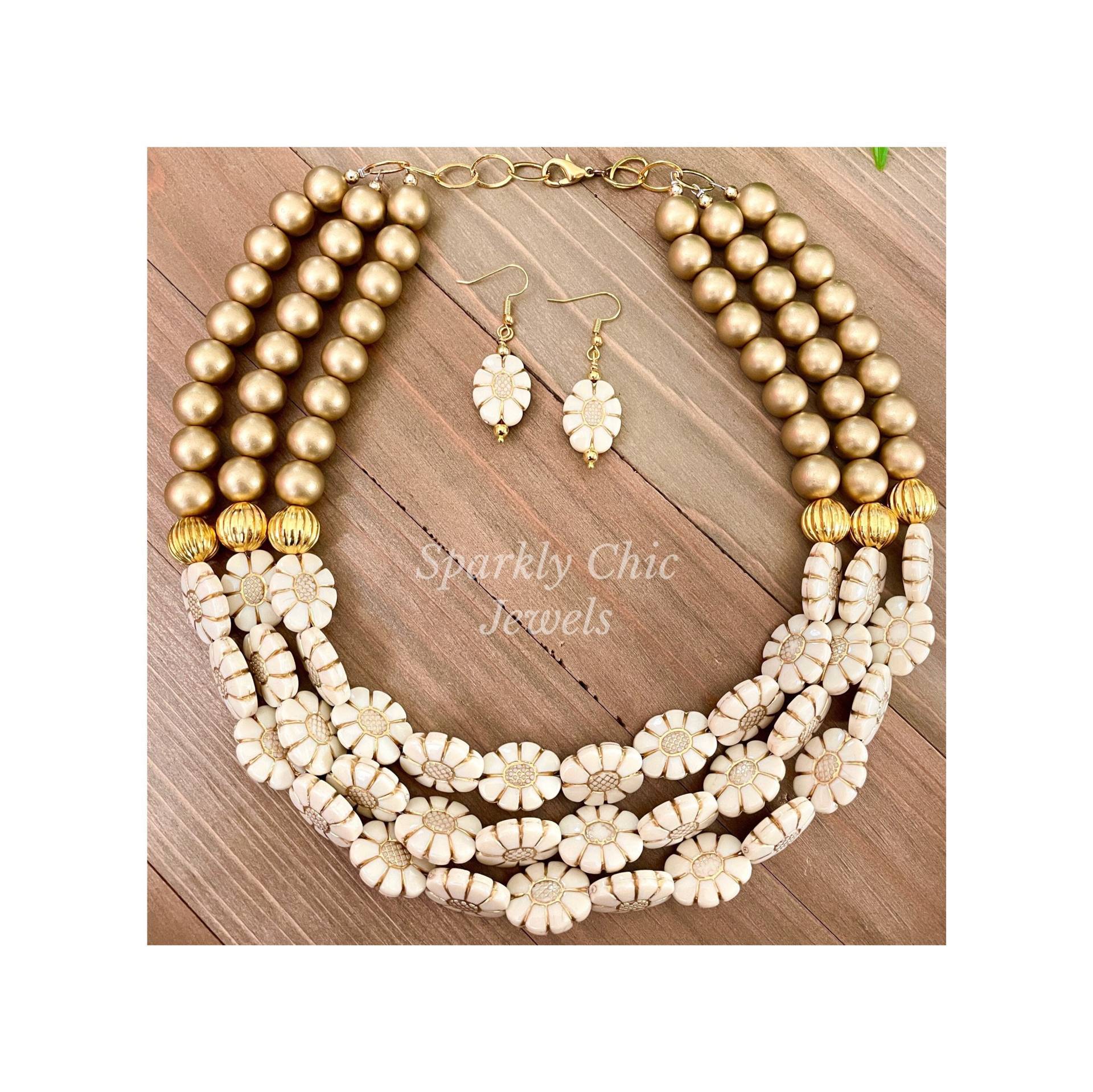 Goldblume Halskette, Gold Blumen Statement Halskette Für Frauen, Ausgefallene Geschenk Sie von SparklyChicJewels