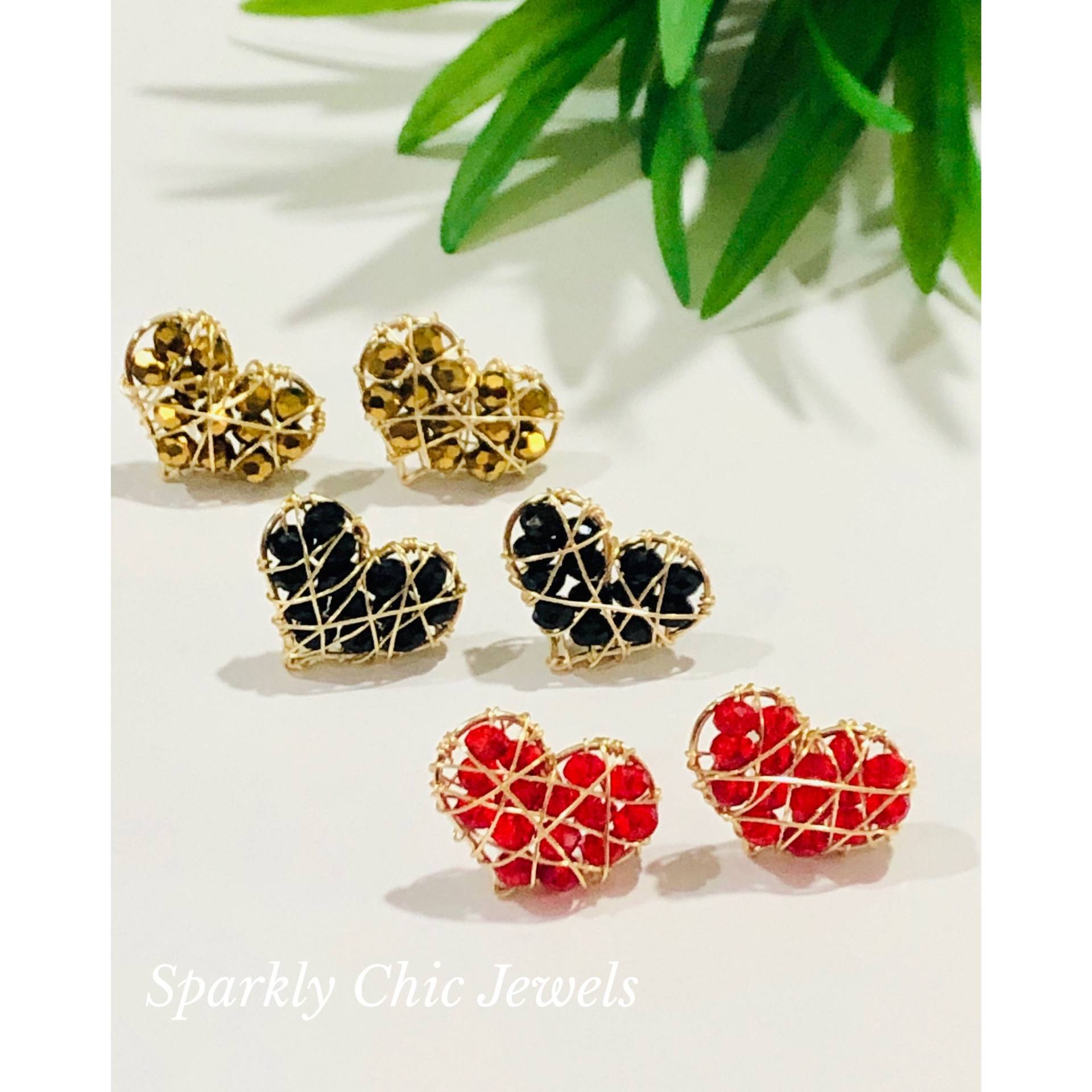 Herz Drahtgewickelte Ohrstecker, Kristall Herz, Boho, Funkelnde Ohrringe, Liebe Ohrringe von SparklyChicJewels