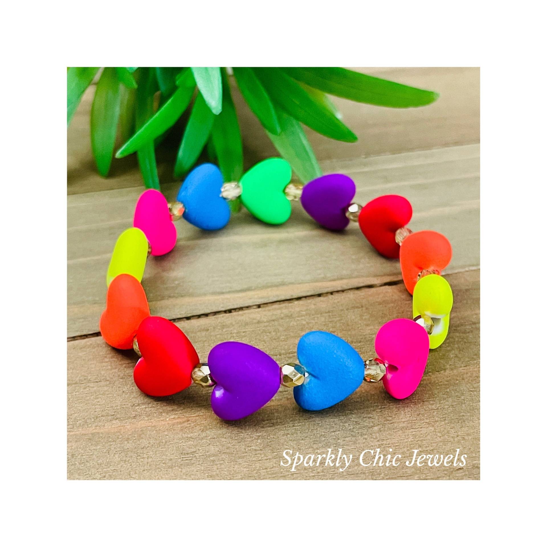 Liebe Ist Armband, Pride Herz Lgtb Schmuck, Stretch Liebe, Geschenk Für Sie von SparklyChicJewels