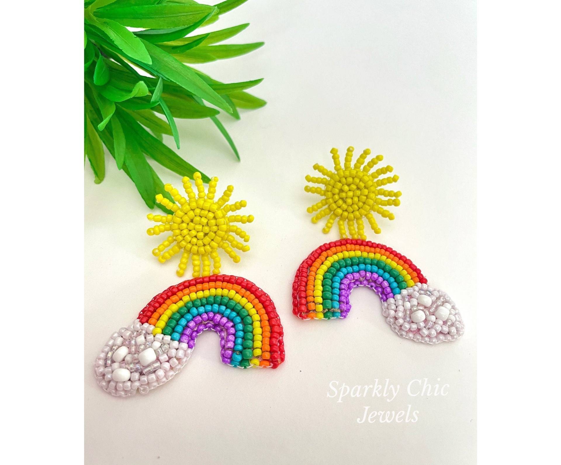 Regenbogen Ohrringe, Über Den Ohrringen, St. Patrick Es Day, Glücksbringer, Mode Geschenk Für Sie von SparklyChicJewels
