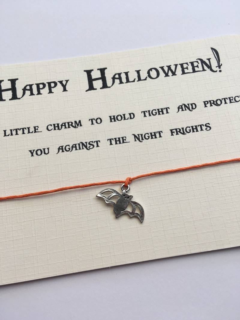 Halloween Bettelarmband, Geschenk, Leckerei, Leckerei Alternative, Halloween, Fledermaus Armband, Boo Korb Halloween Bettelarmband, Geschenk, Leckerei, Leckerei Alternative, Halloween, Fledermaus Armband, Boo Korb von Sparklydream