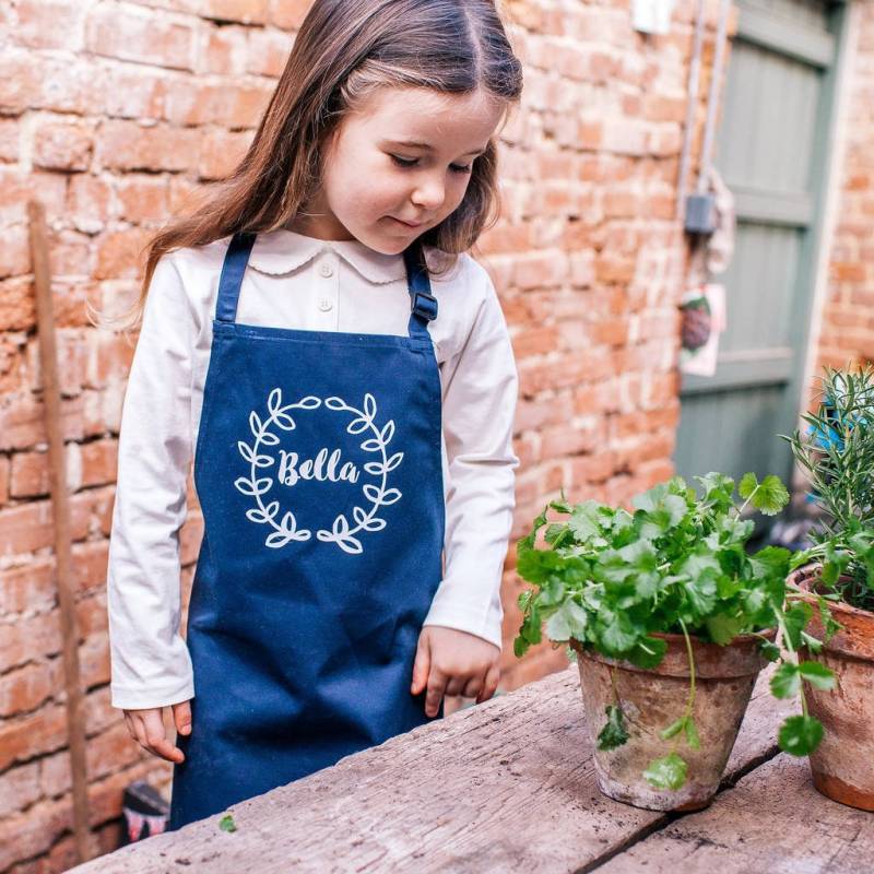 Kinder Gartenschürze - Schürze Für Personalisierte Benutzerdefinierte Kinderschürze Kindernamenschürze Gartengeschenke von SparksAndDaughters