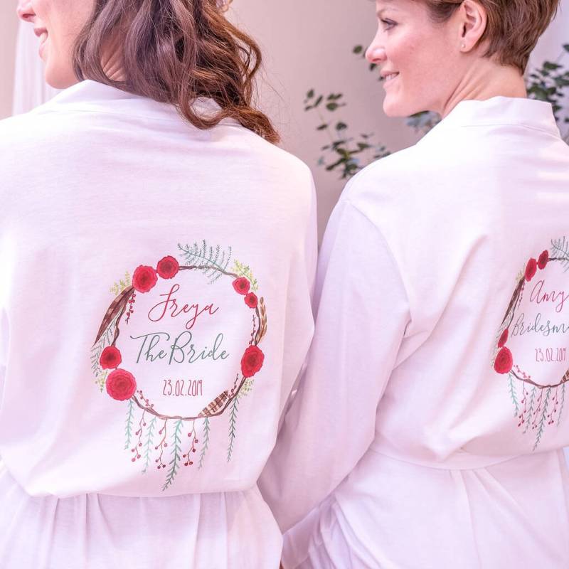Winterhochzeit - Brautparty Robe Personalisierter Morgenmantel Brautjungfernkleid Winterkranz Hochzeit von SparksAndDaughters